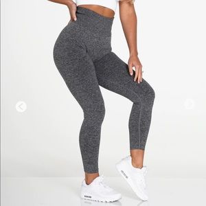 Black Speckled Scrunch Seamless Leggings